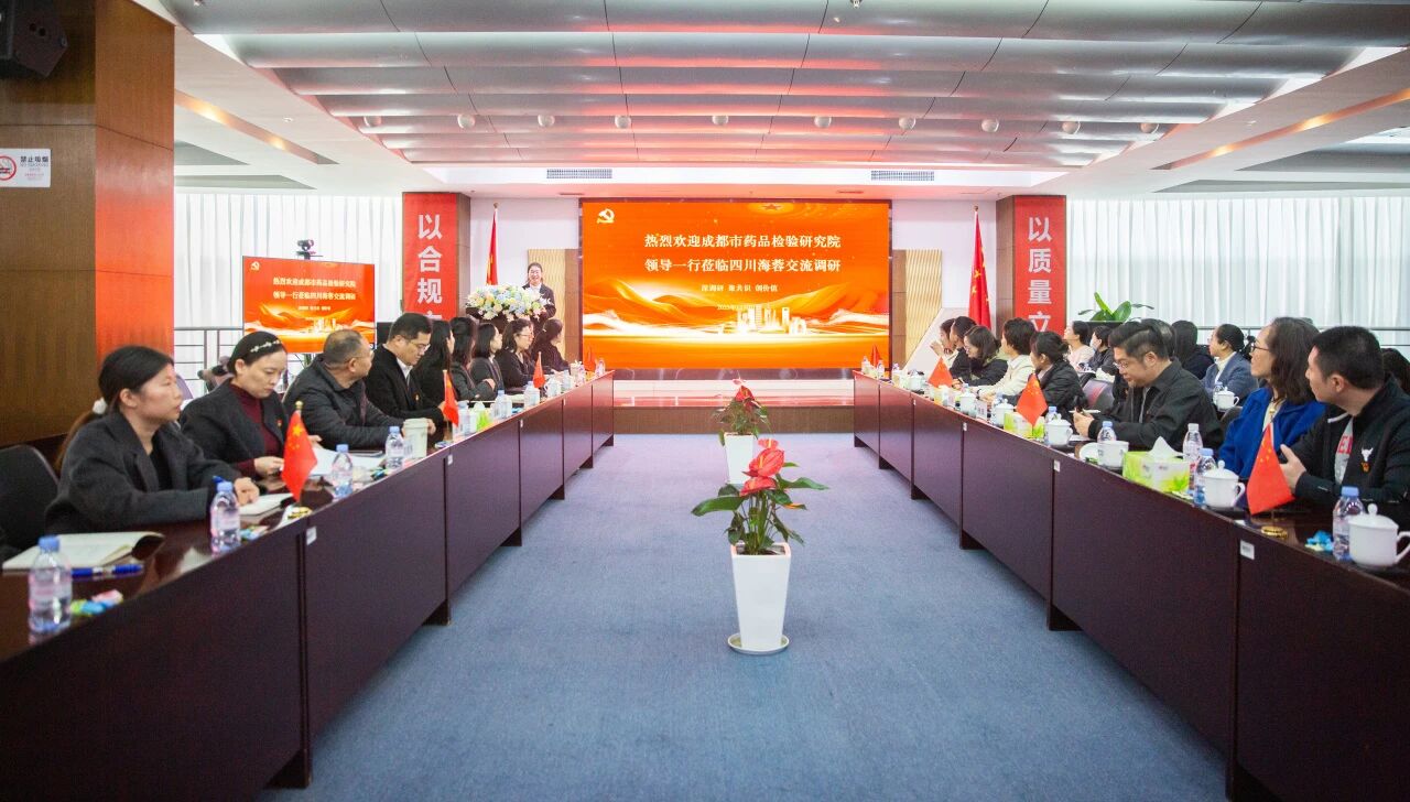 4d0a9b7f4c1afcfb958efa2382a58def 4d0a9b7f4c1afcfb958efa2382a58def